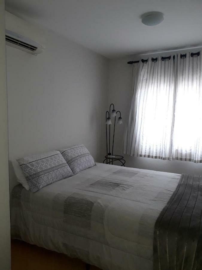 Mello'S House Apartment กูรีตีบา ภายนอก รูปภาพ